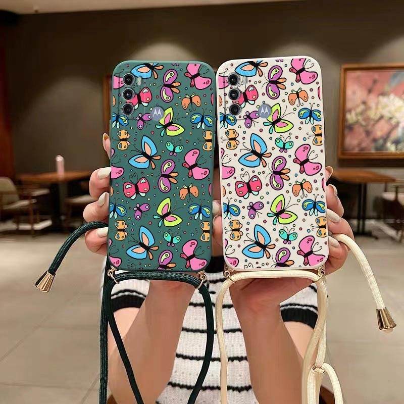 Capa Motorola G60: Silicone Macio com Lanyard Butterfly