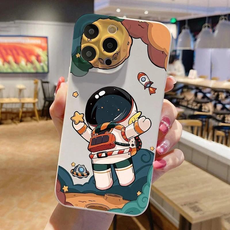 Capinha Astronauta iPhone: Proteção e Estilo!