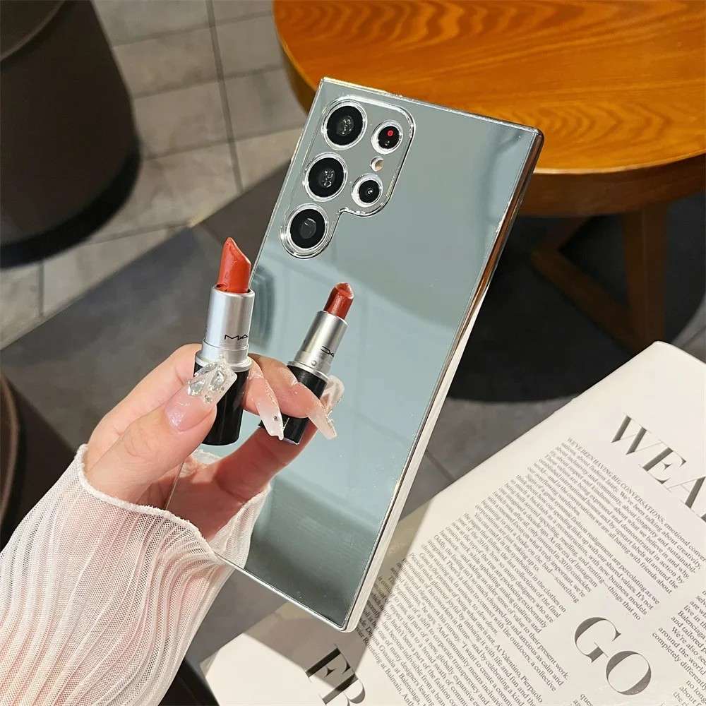 Capinha Espelhada Samsung: Estilo e Proteção!
