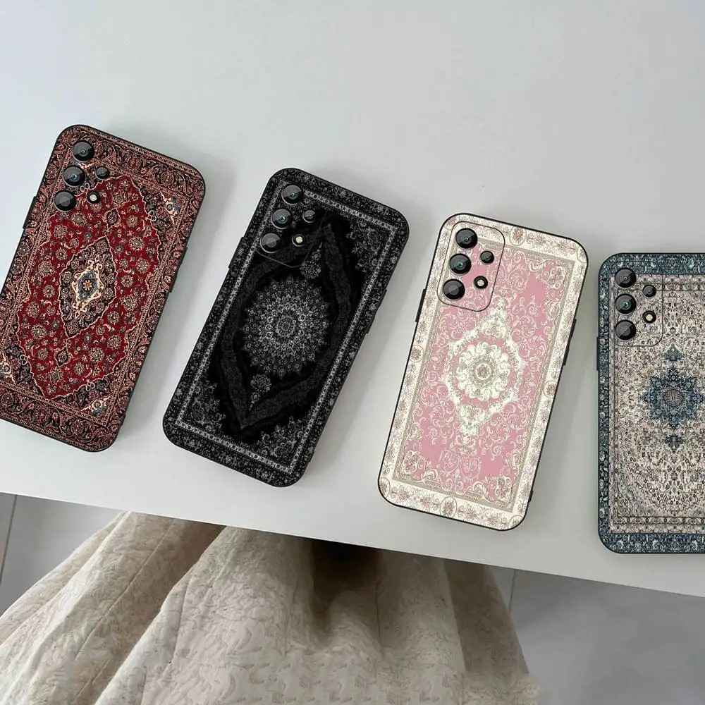 Capinha Floral Persa: Estilo Único!