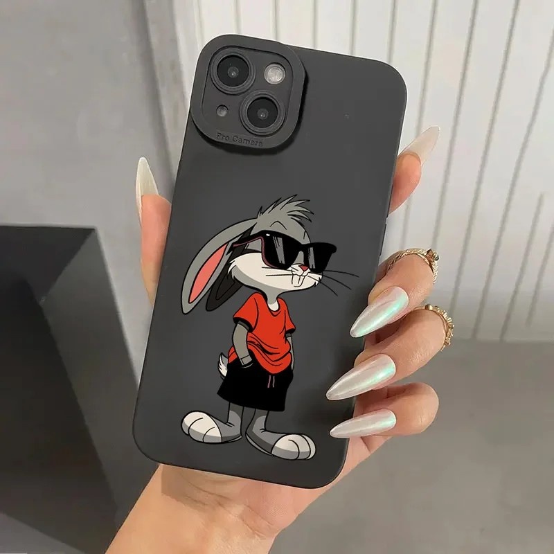 Capinha iPhone Coelho: Proteção e Estilo!