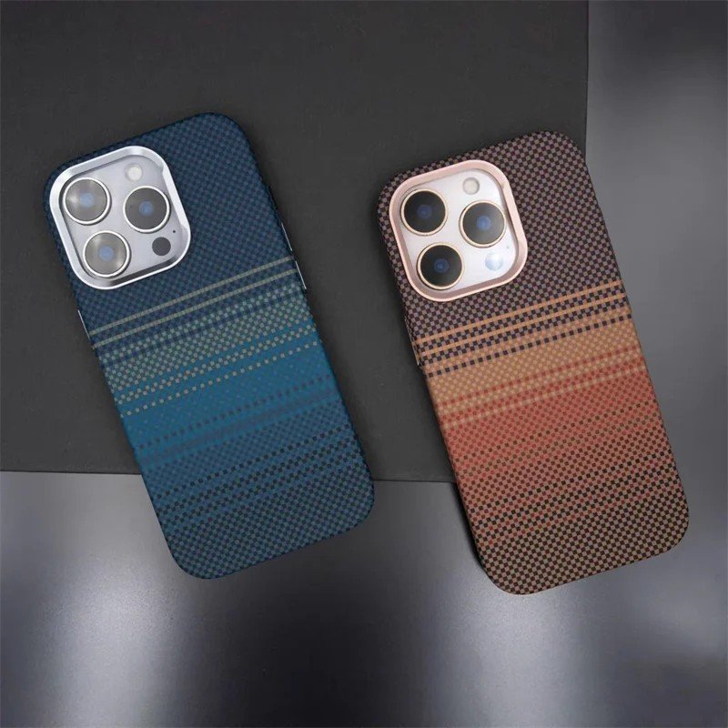 Capinha iPhone: Fibra de Carbono, Magsafe e Proteção Total