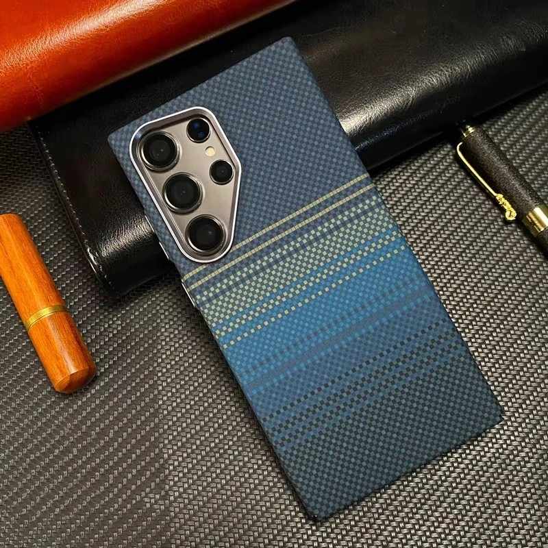 Capinha MagSafe Galaxy: Fibra de Carbono e Proteção
