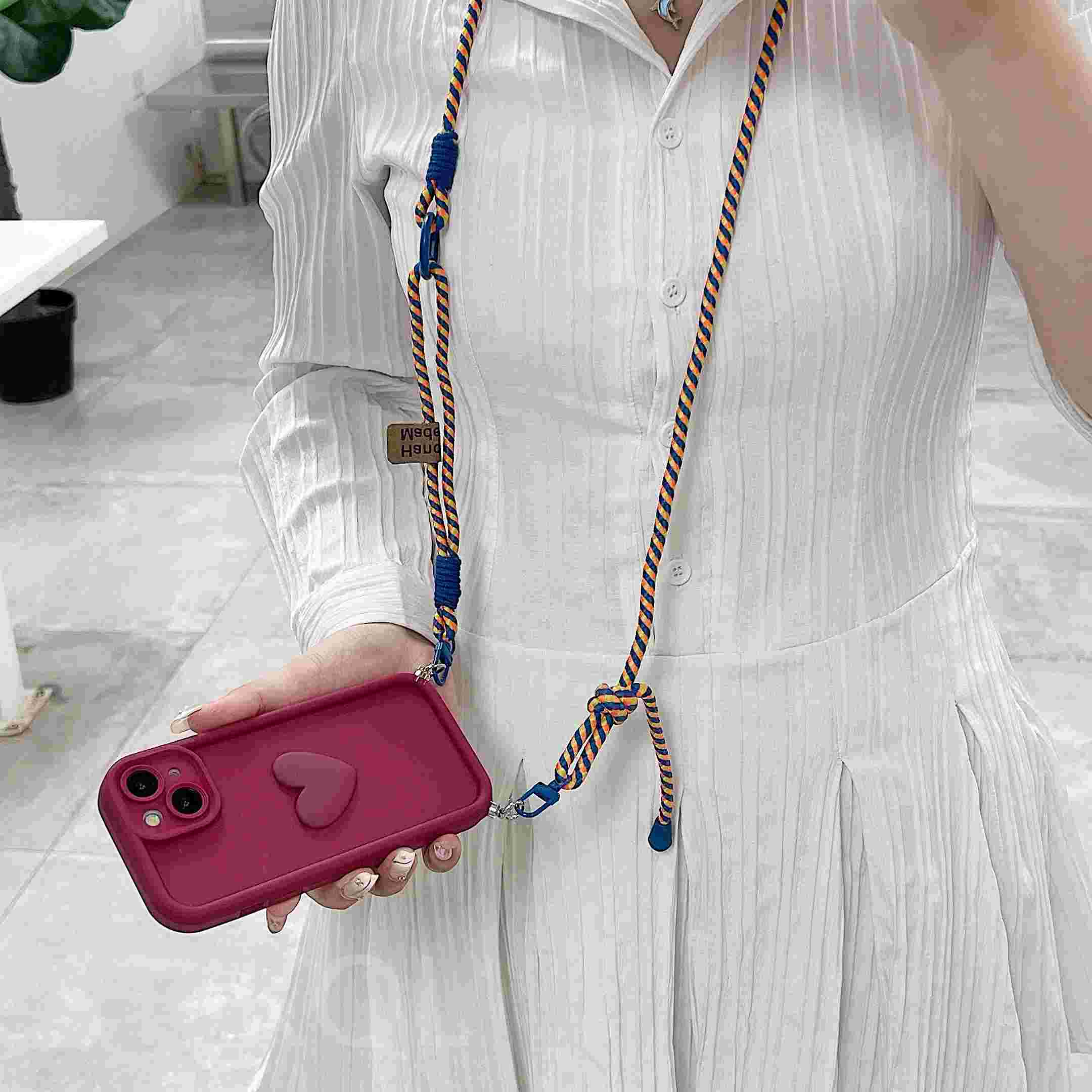 Capinha Motorola com Cordão: Proteção e Estilo!