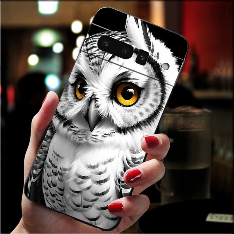 Capinha Pixel: Coruja Fofa para Proteger Seu Celular!