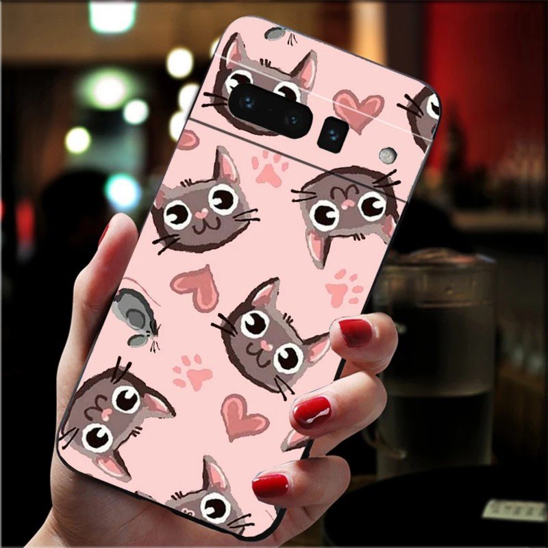 Capinha Pixel: Gatinho Fofo para Seu Celular!