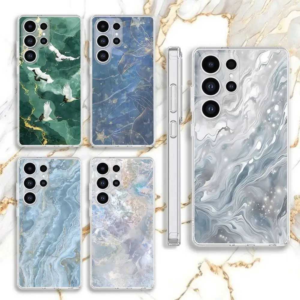 Capinha Samsung Geométrica Dourada: Proteção e Estilo