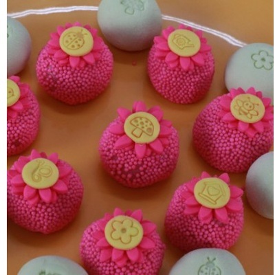 Carimbo Jardim Encantado: Decore Seus Doces!