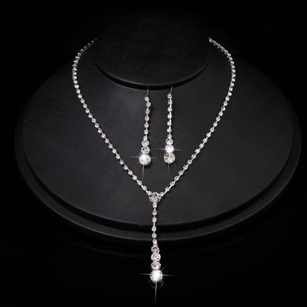 casamentos-para-elegancia-brincos-e-colar-de-conjunto