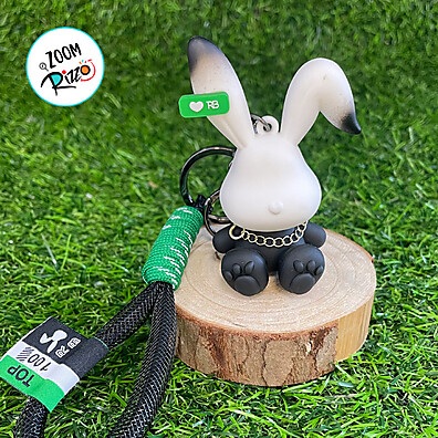 chaveiro-de-coelho-preto-fofura-e-estilo