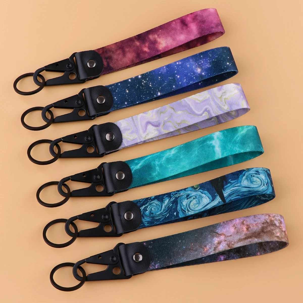 Chaveiro Pulseira Estelar: Elegância e Praticidade