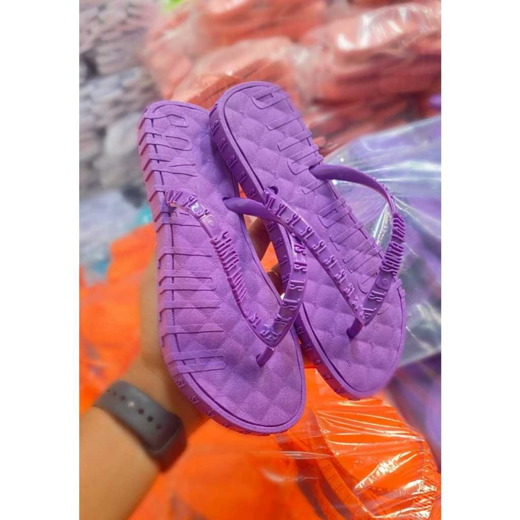 Chinelo Anitta Neon Super Confortável e Leve