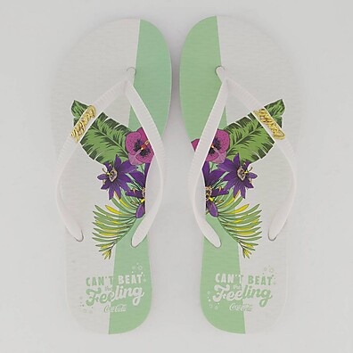Chinelo Coca Cola Floral: Conforto e Estilo!