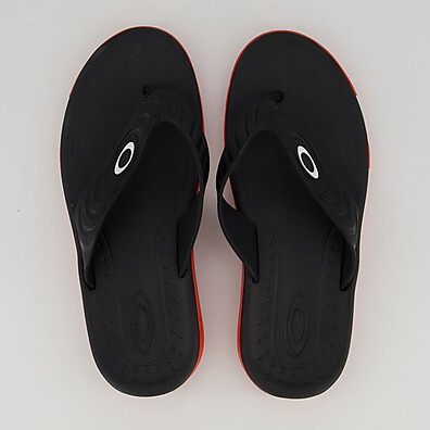 Chinelo Oakley Crowd: Conforto e Estilo!