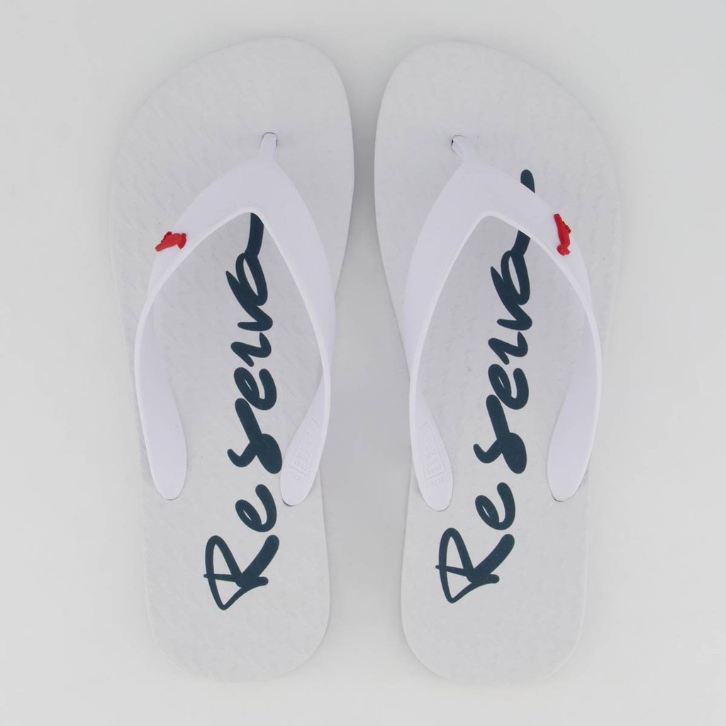 chinelo-reserva-mar-branco-conforto-e-estilo