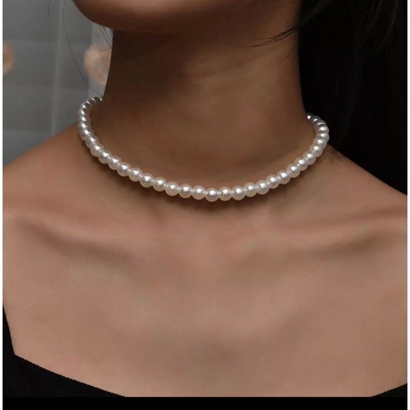 Choker de Pérolas: Elegância Simples e Atemporal