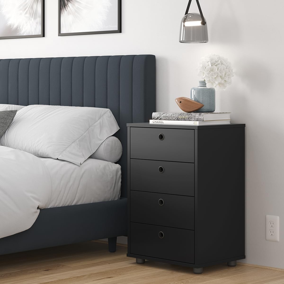 Mesa de Cabeceira Gaveteira Classic 4 Gavetas - Design Moderno e Funcionalidade Premium para Seu Quarto
