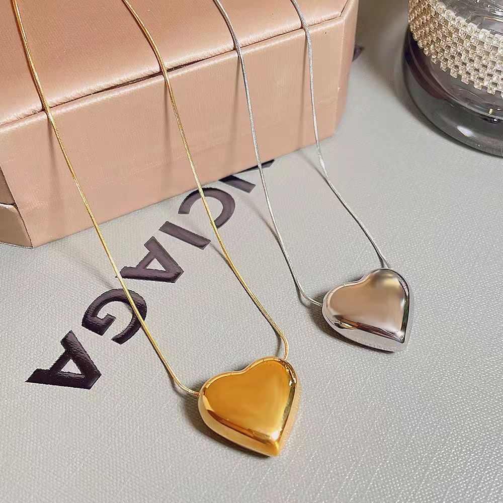 Colar Ouro 18K: Luxo Duradouro em Aço Inox
