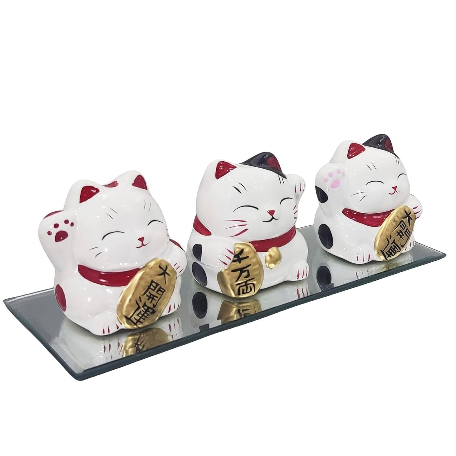 Gato da Sorte Maneki Neko em Porcelana - Trio Decorativo com Base Espelho e Preta