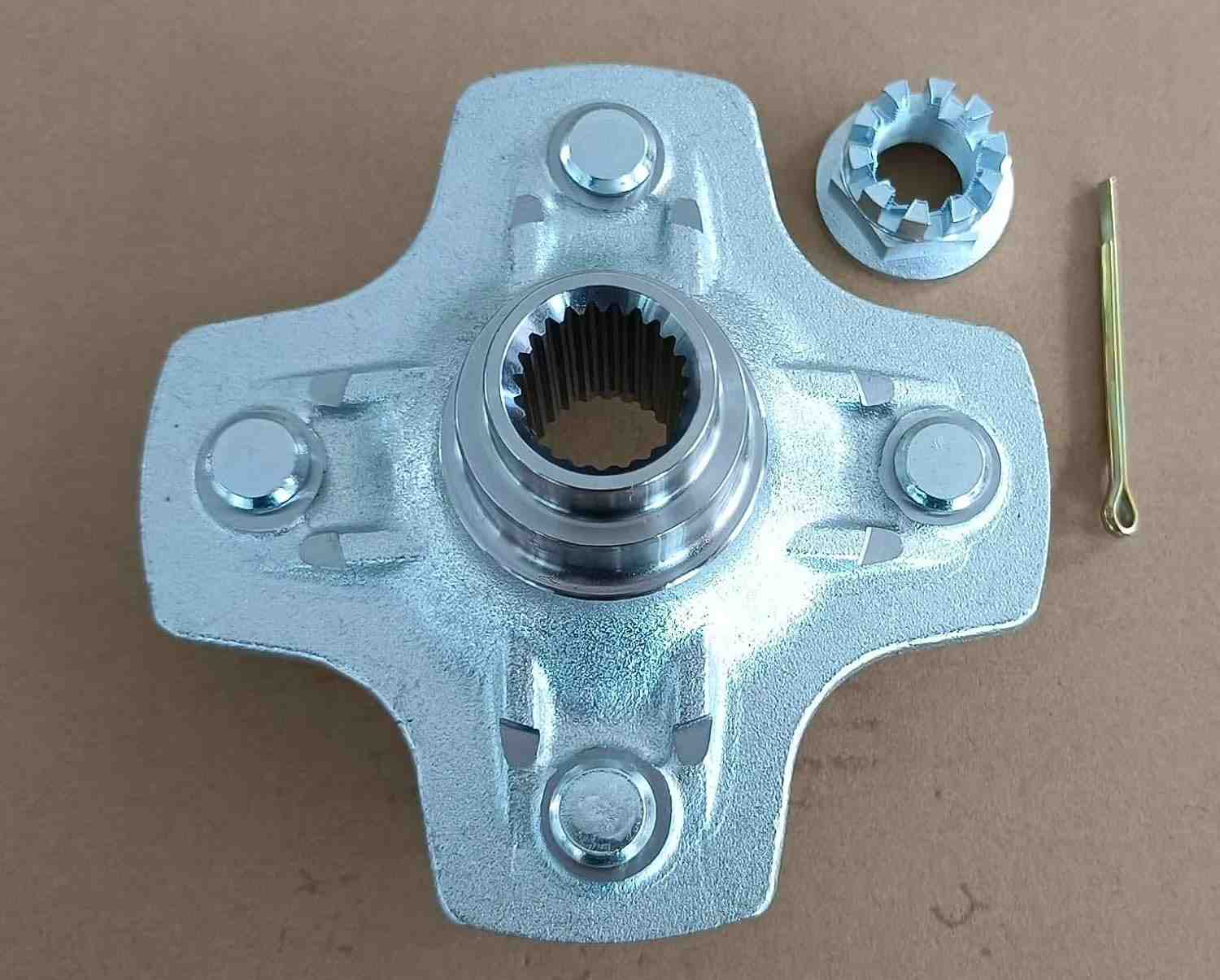 Cubo de Roda Traseiro Esquerdo para Honda TRX 420, 500 e 520 Rancher - Completo com Porcas!