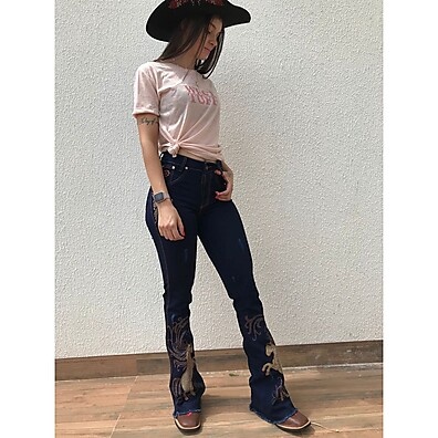 Calça Flare West Tuff: Brilho e Conforto!