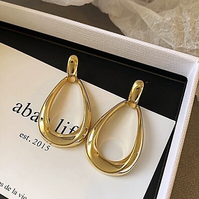 Brincos Ovais Banhados Ouro 18k: Elegância e Conforto