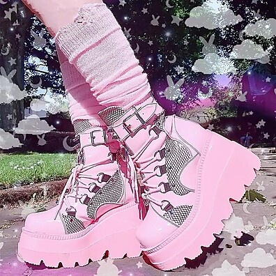 conforto-e-punk-estilo-goticas-plataforma-botas