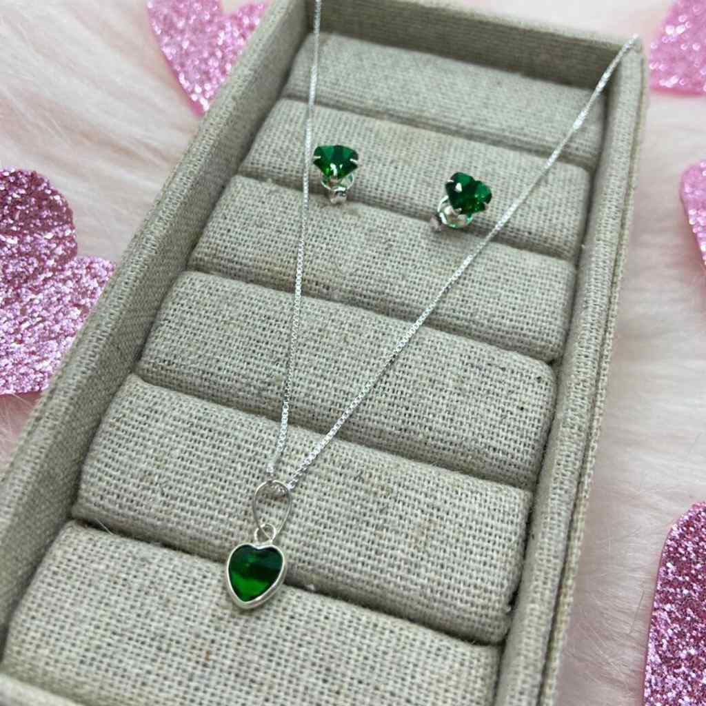 conjunto-colar-e-brinco-coracao-em-prata-925-com-pedra-verde