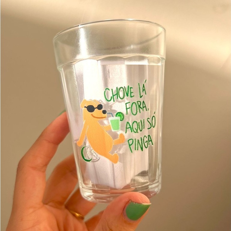 Copo Aqui Só Pinga 190ml - O Copo Que Todo Amante de Cachaça Precisa!
