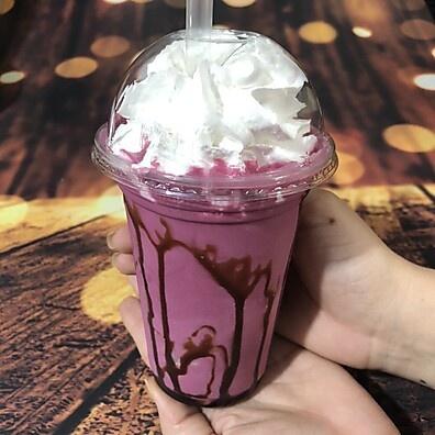 Copo Milkshake 400ml com Tampa Bolha: Kit 50 Unidades