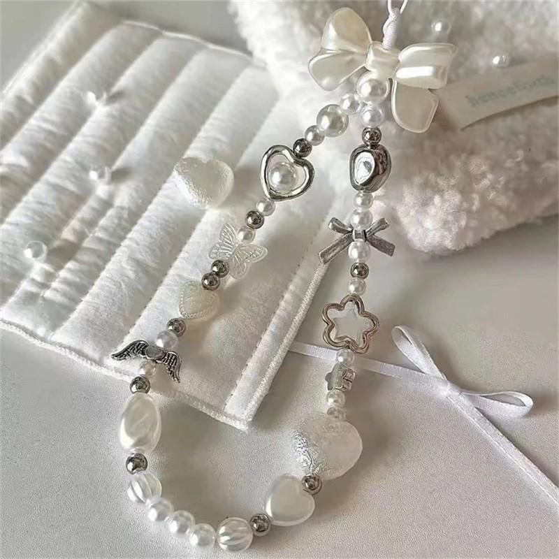 Cordão de Celular com Berloque: Elegância e Praticidade