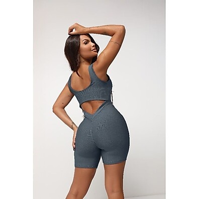 corpo-seu-valoriza-e-bumbum-empina-fitness-macaquinho