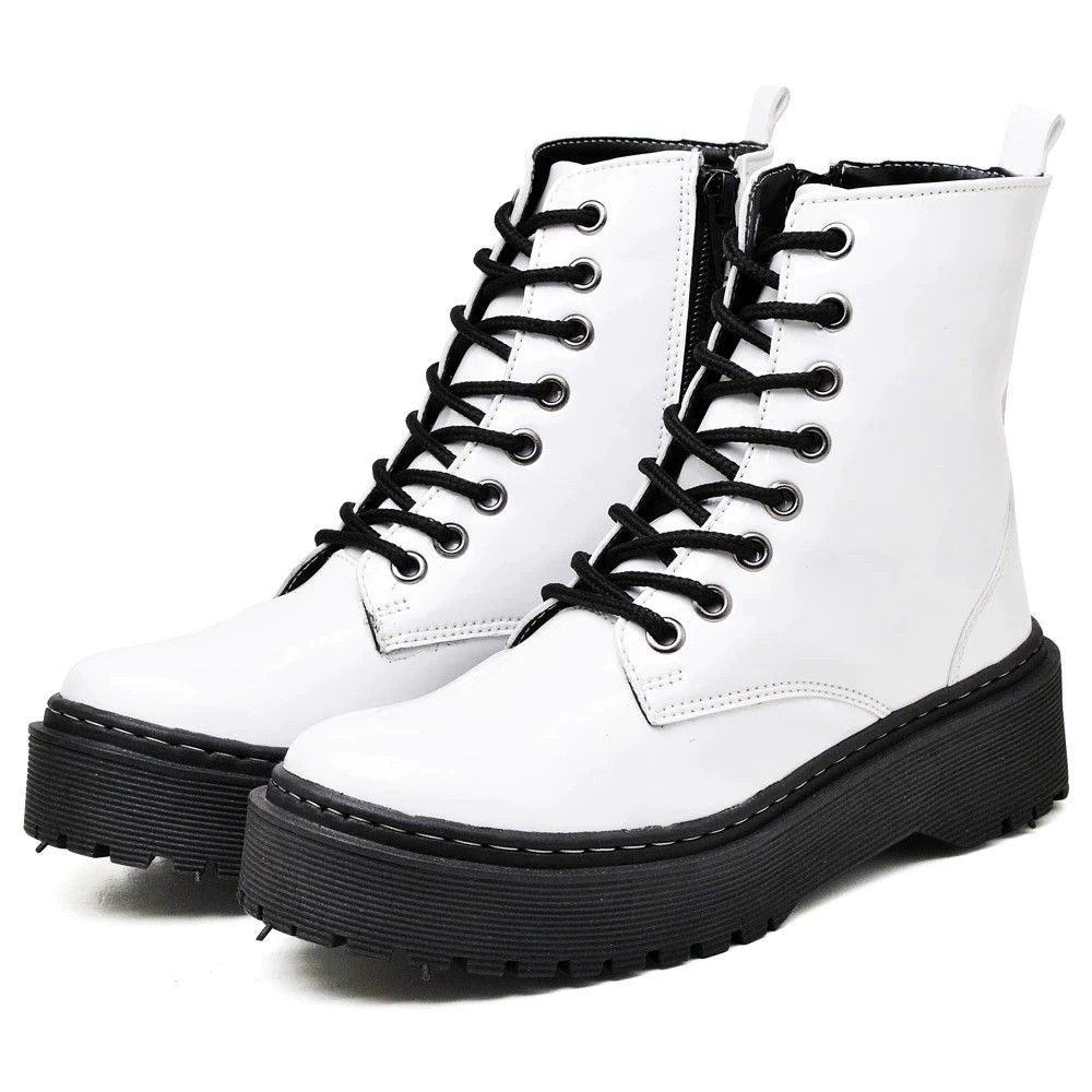 Coturno Feminino Branco: Estilo e Segurança!