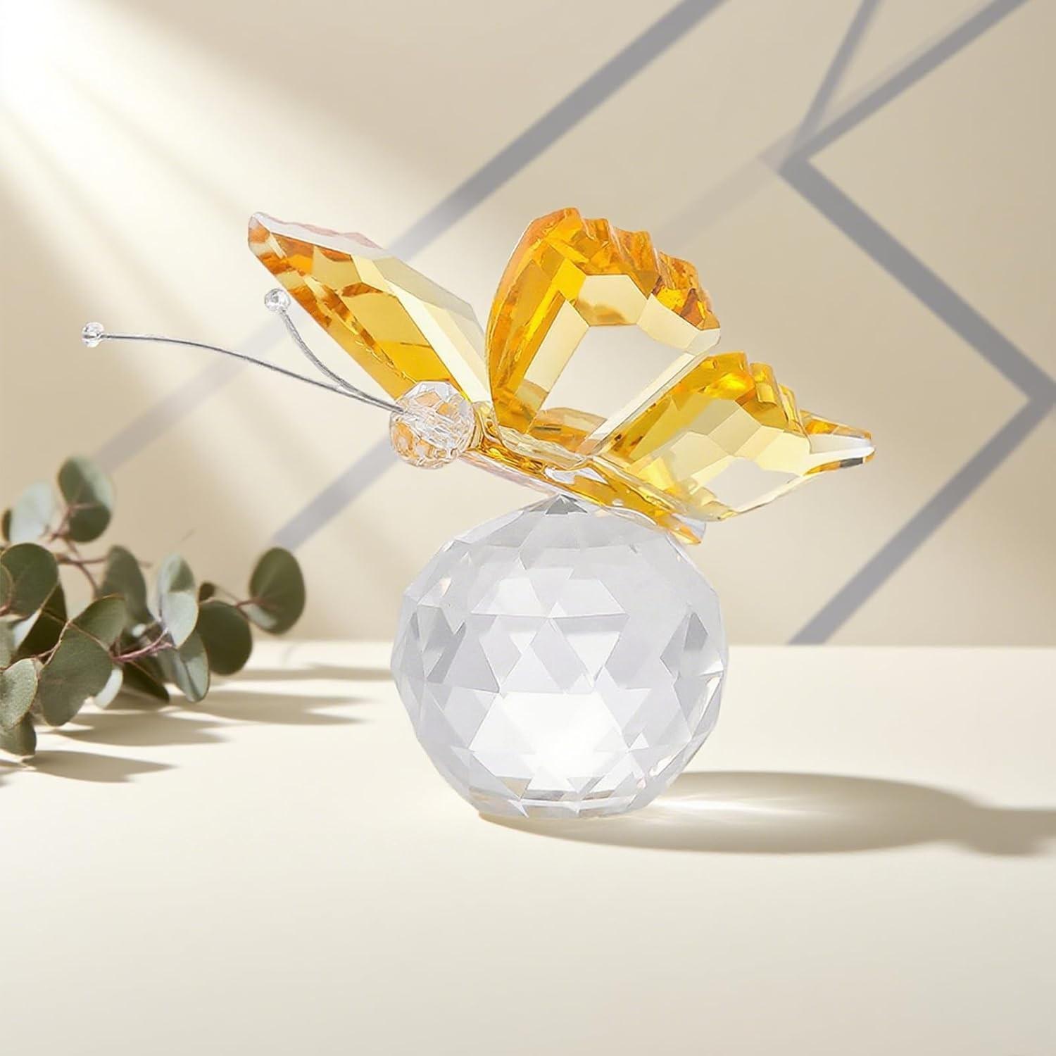Borboleta de Cristal com Base de Bola de Vidro - Decoração Elegante para Casa, Casamento e Presente (Amarelo)