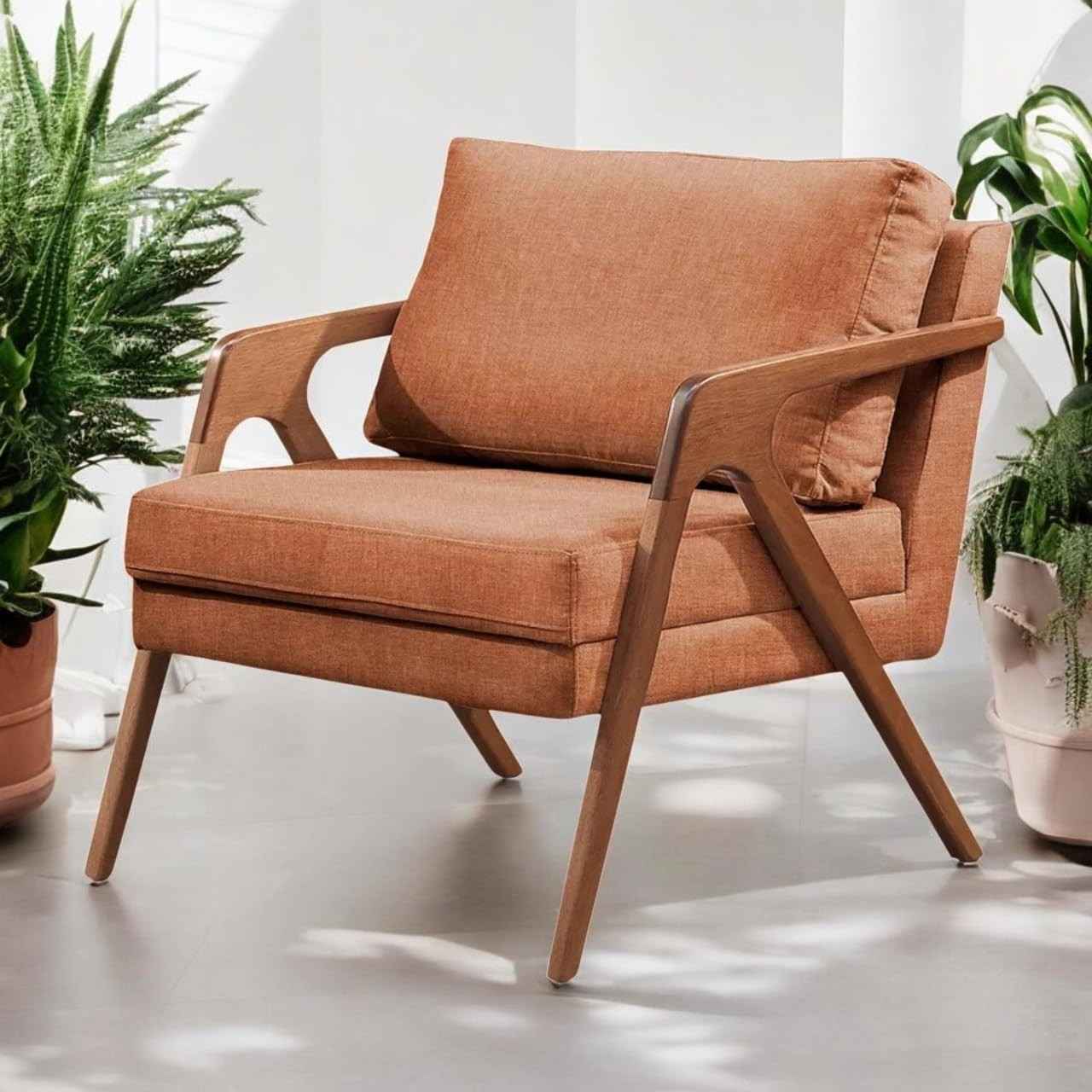 Poltrona Mona Decorativa em Linho Premium com Estrutura de Madeira Maciça - Design Moderno e Conforto Duradouro