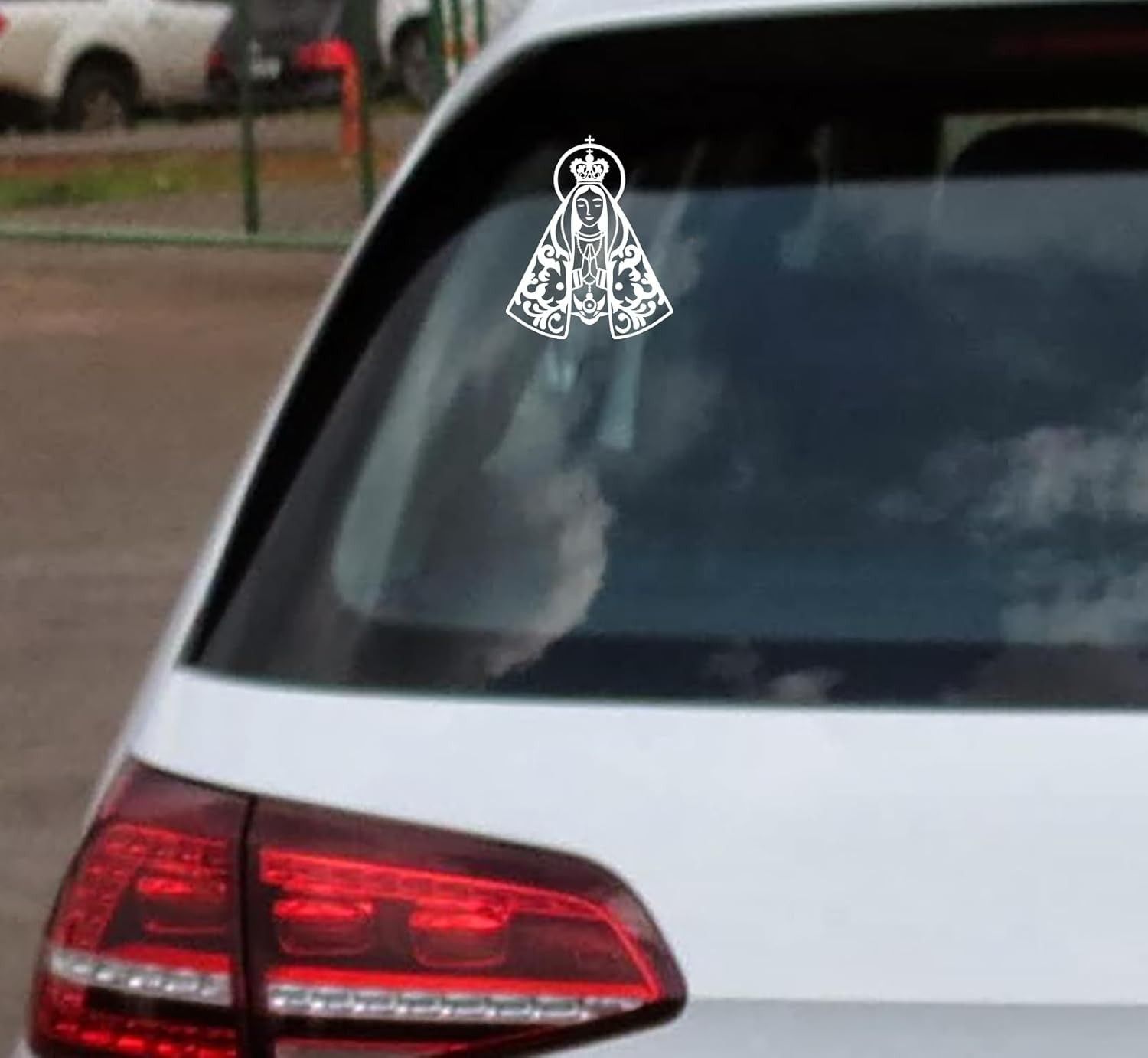 Adesivo Decorativo Nossa Senhora Aparecida - Proteção e Fé em Qualquer Ambiente (10x12,2cm)