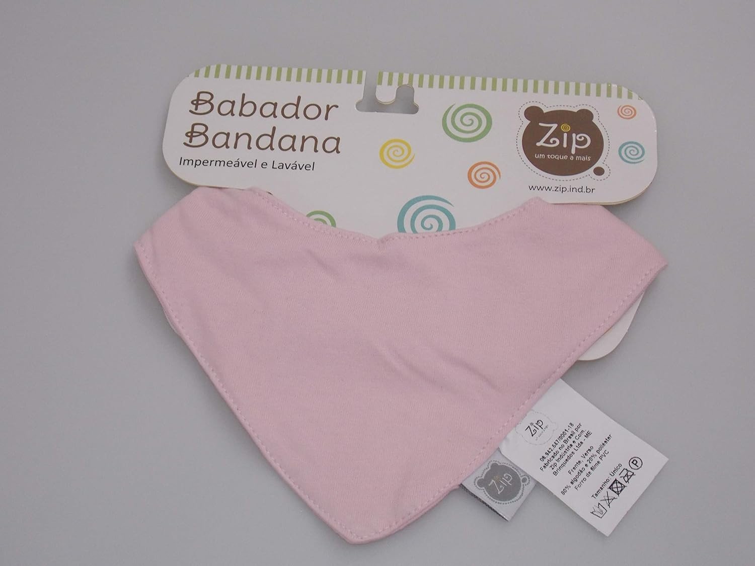 Babador Bandana Rose - Estilo e Conforto para Bebês com Design Moderno