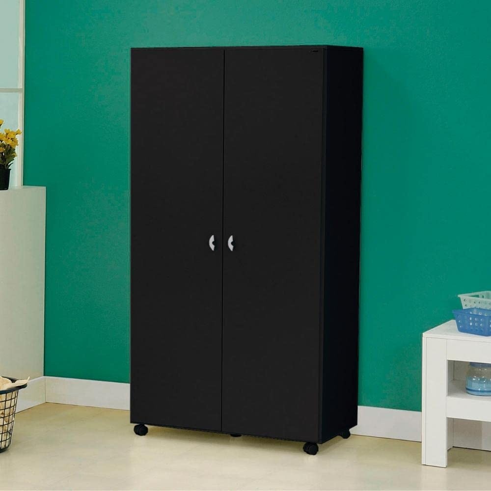 design-com-70-2-multiuso-moderno-fosco-e-rodizios-preto-ditalia-versatil-armario-a-ar-em-portas-a