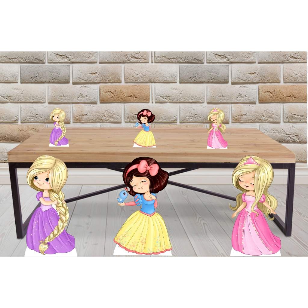 Display Princesas Aquarela: Decore Festas com Magia e Estilo
