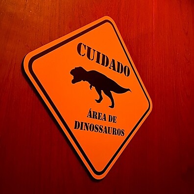 Quadro Infantil T-Rex: Decore o Quarto com Diversão!