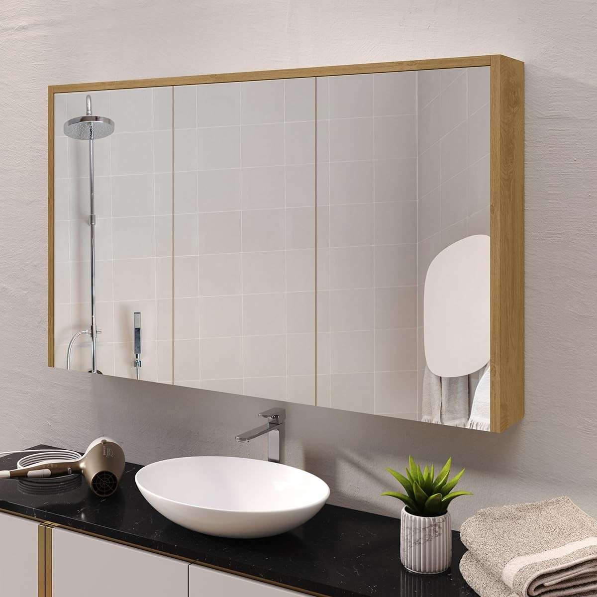 Espelheira Trindade 3 Portas com Amortecedores - Design Moderno e Funcionalidade