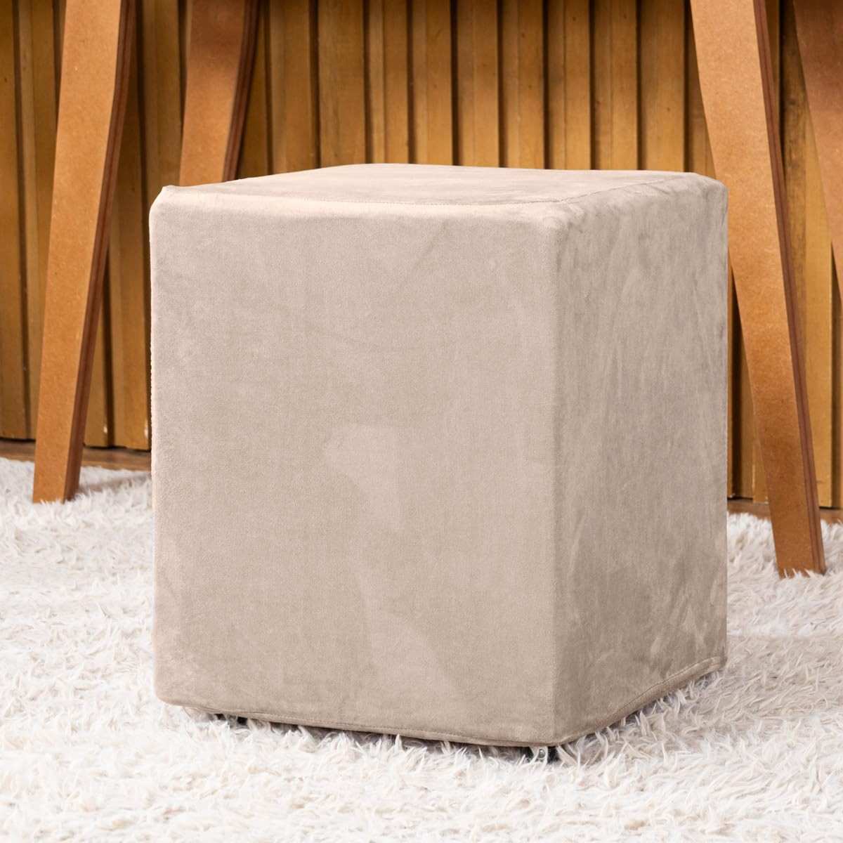 elastico-veludo-capa-a-suede-com-ajustavel-para-bege-em-quadrado-puff-a
