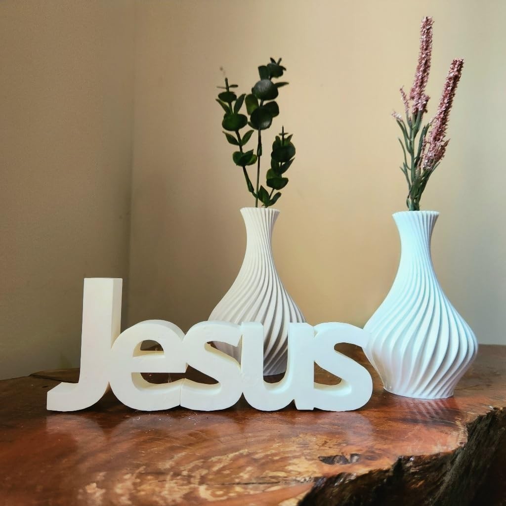 Enfeite de Jesus Decorativo para Sala e Escritório - Elegância Religiosa com Design Moderno