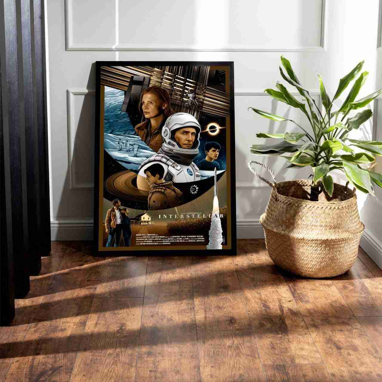 Quadro Decorativo Interestelar em Adesivo Premium com Moldura 60x40cm - Decore com Estilo Cinematográfico