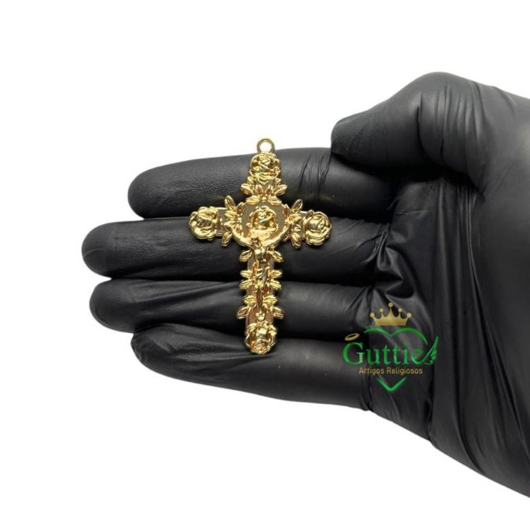 Crucifixo com Rosas Dourado: 5 Peças que Encantam 🌹
