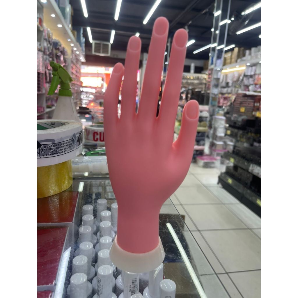 Mão para Unhas: Treine Manicure Sem Erros!