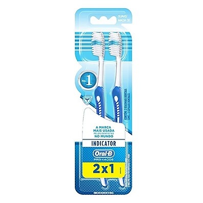 Escova Dental Oral B Indicator Plus 30: Limpeza Profunda com Alerta de Troca