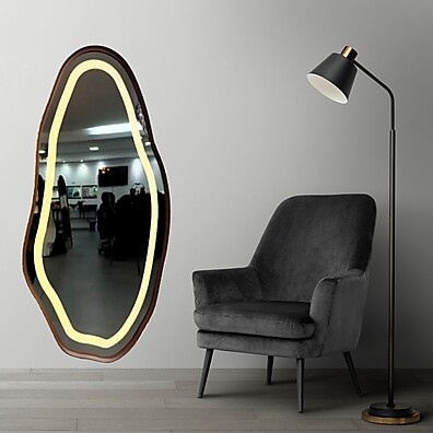 Espelho Orgânico com LED: Elegância para seu Lar