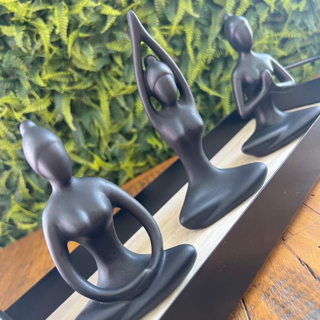 Estátua de Yoga e Meditação: Inspire Serenidade em Casa