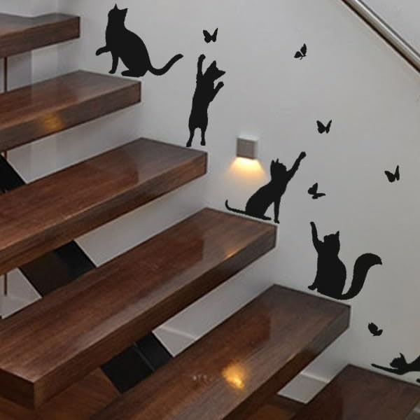 Adesivo Decorativo Gato e Borboleta para Escadas - Decore seu Lar com Estilo Pet